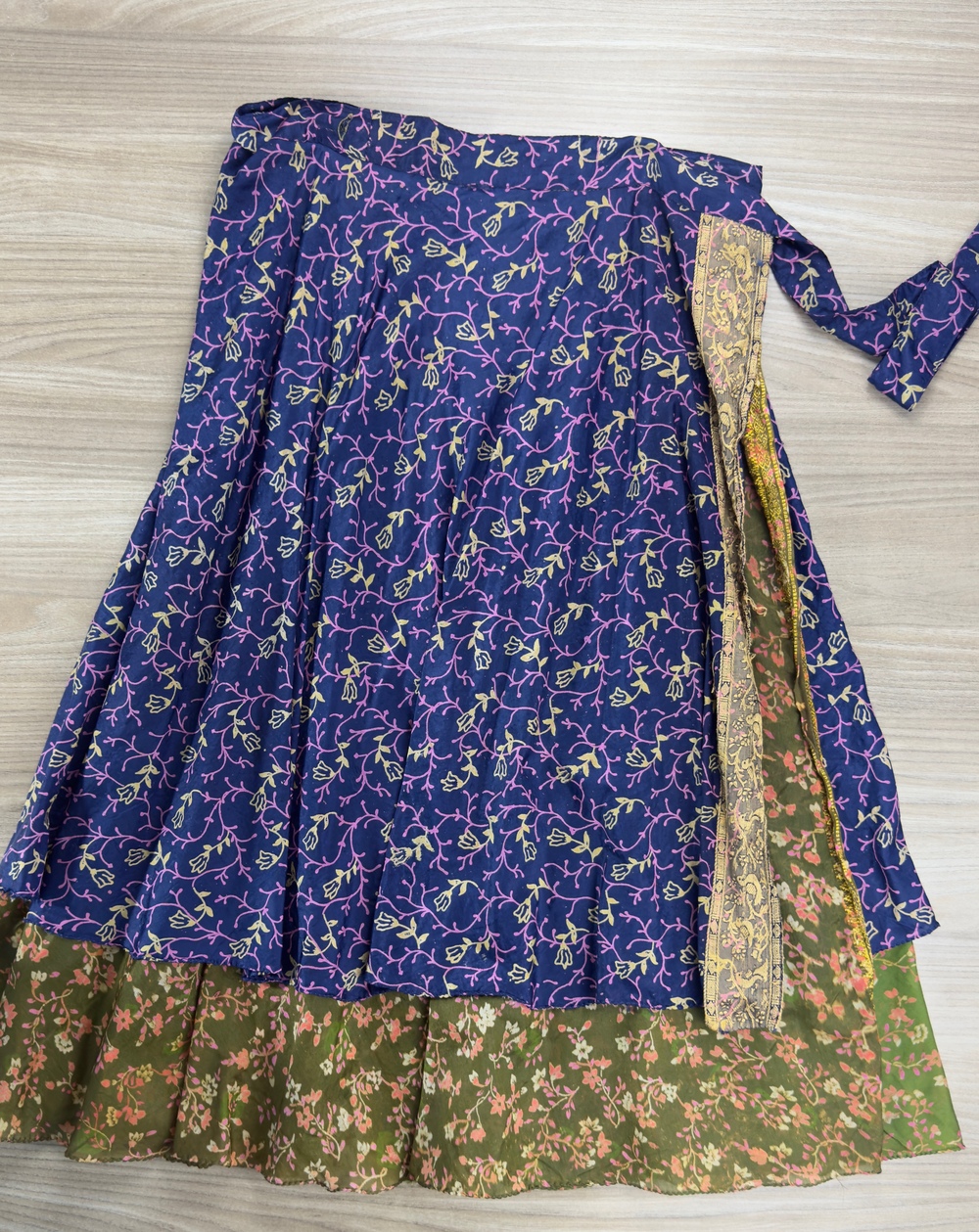 Kariza Women's Wrap Around Reversible Midi Skirt Blue Green Floral Silk Size OS